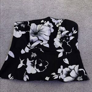 White House Black Market Black and White Floral Top